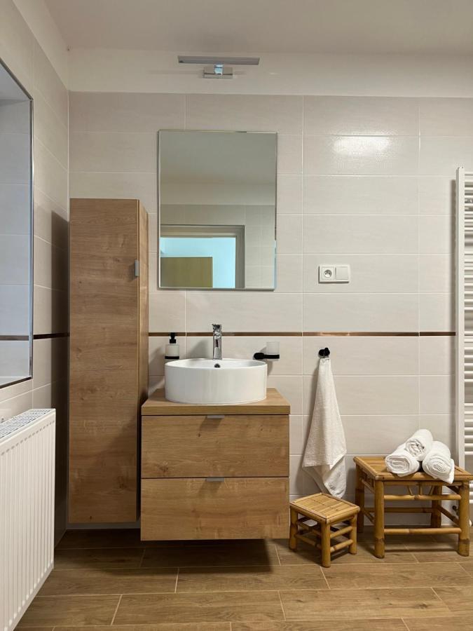 Apartman Elen - 6 Luzek, 86 M2 เดชชิน ภายนอก รูปภาพ