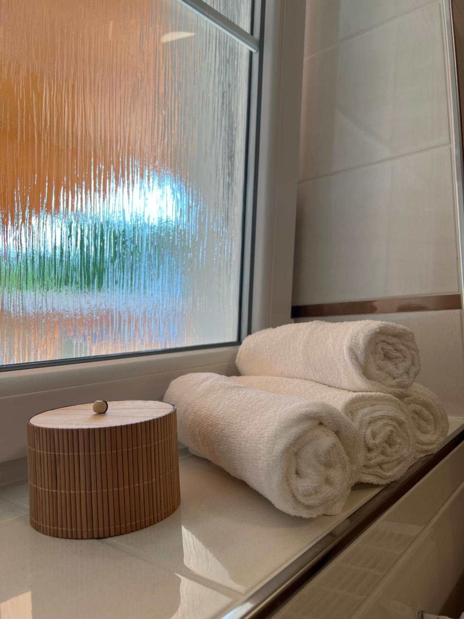 Apartman Elen - 6 Luzek, 86 M2 เดชชิน ภายนอก รูปภาพ